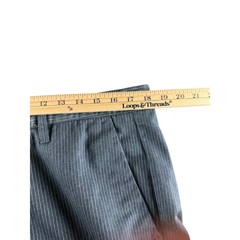 VOLCOM Frickin Stripe Shorts Mens 36 Gray Pinstripe Chino Hybrid Logo